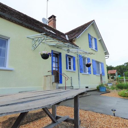 Les Tibles Bed & Breakfast Nanthiat Exterior photo