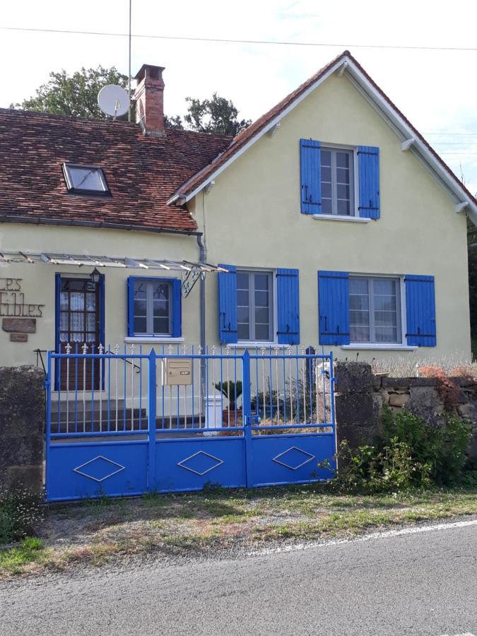 Les Tibles Bed & Breakfast Nanthiat Exterior photo