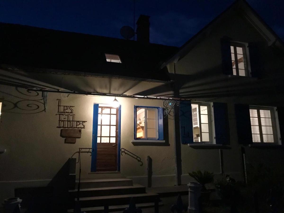 Les Tibles Bed & Breakfast Nanthiat Exterior photo